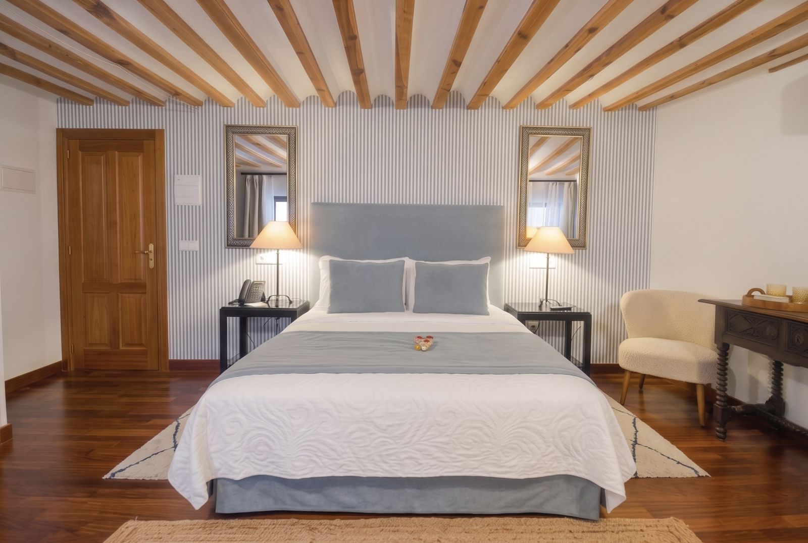 Habitación Familiar del Casón del Conde, vista general de los 20 metros cuadrados
